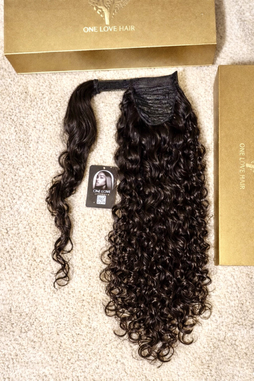 Premium-Pferdeschwanzverlängerung – Naturfarbe • Jetzt kaufen, später bezahlen