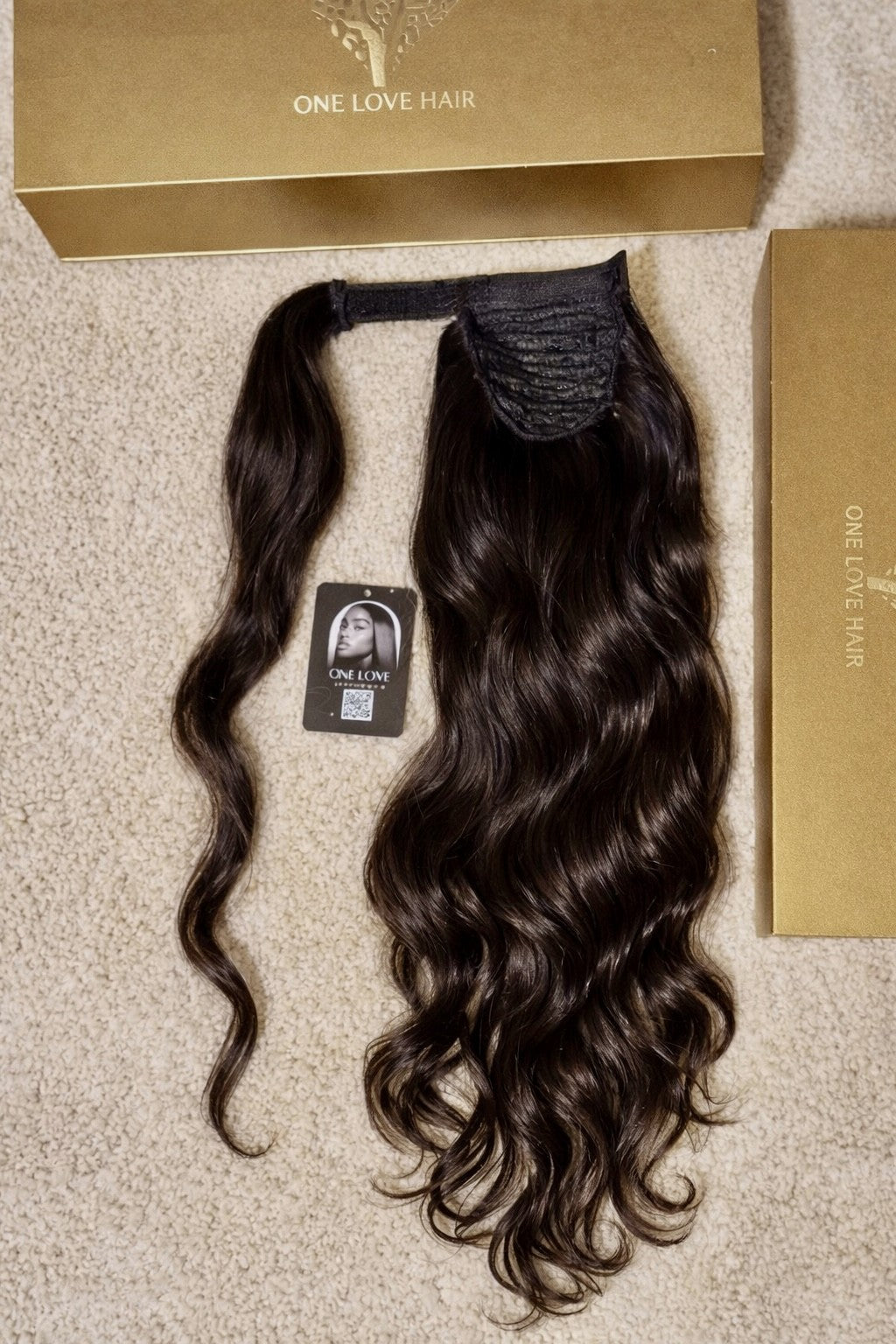 Premium-Pferdeschwanzverlängerung – Naturfarbe • Jetzt kaufen, später zahlen • Zahlung per Rechnung