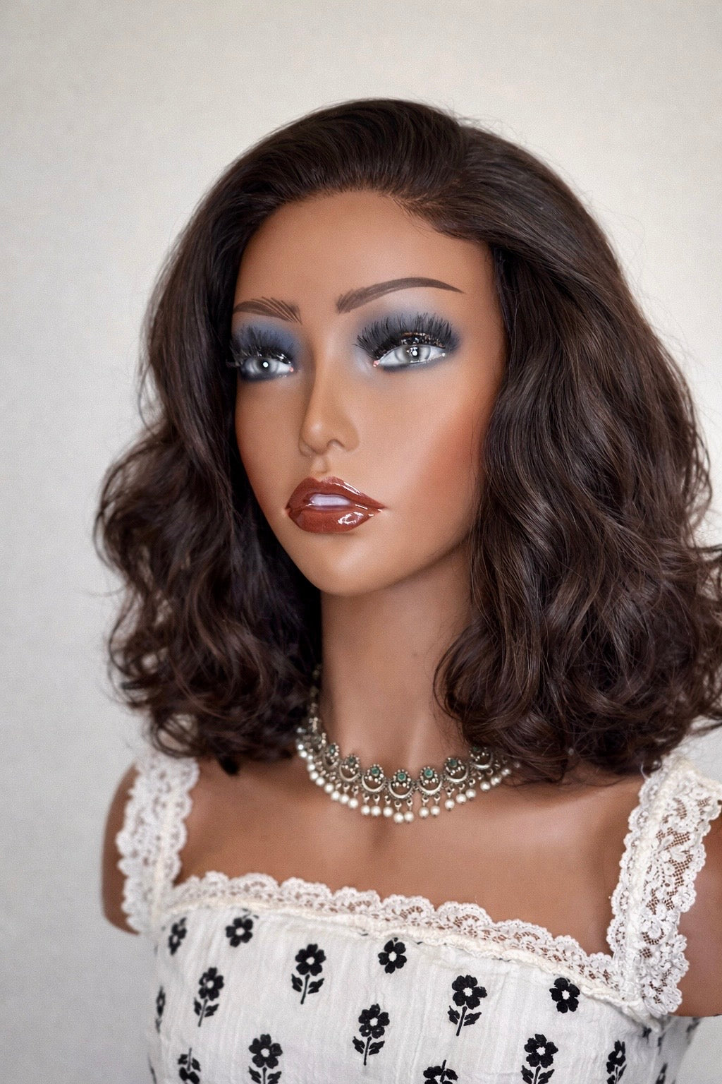 Luxuriöse Bob-Perücke mit Body Wave – Hochwertiges indisches Rohhaar